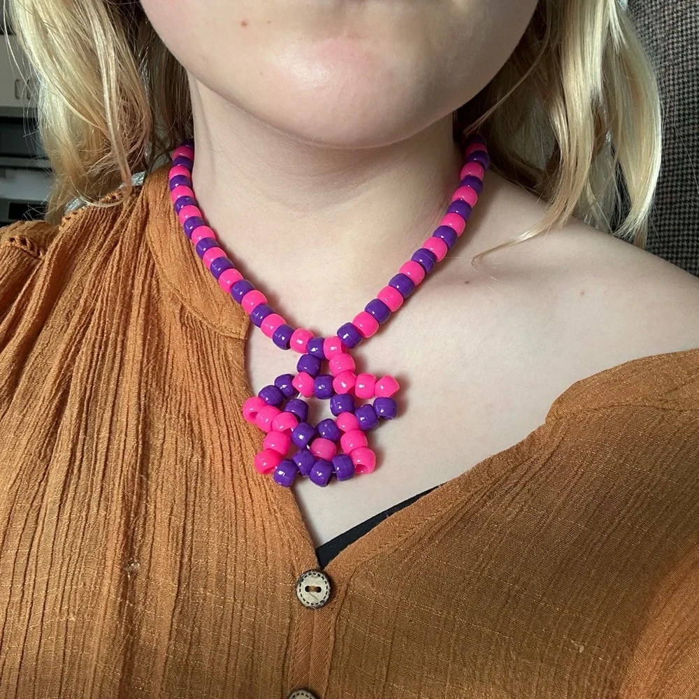 Pink & purple Kandi star necklace - Picture 4 of 4